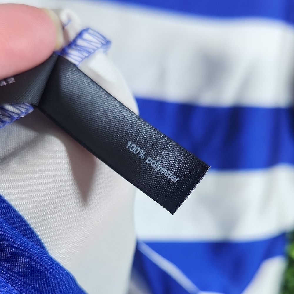 The Limited Blue White Striped Boxy Short Sleeve Tee - Picture 9 of 9